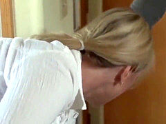 Leie, Grosser schwanz, Blasen, Spermaladung, Milf, Flotter dreier