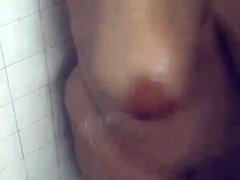 Amateur, Gorda, Morena, Madres para coger, Ducha, Sexo soft, Solo
