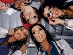 Nana, Blonde, Double pénétration, Branlette thaïlandaise, Hard, Mère que j'aimerais baiser, Infirmière, Rousse roux