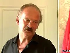 Sucer une bite, Tromperie, Tchèque, Petite amie, Hd, Criant, Adolescente, Épouse