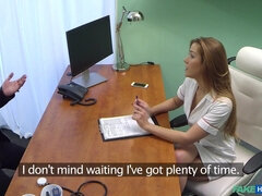 Leie, Blasen, Aufs gesicht abspritzen, Lecken, Krankenschwester, Büro, Muschi, Uniform