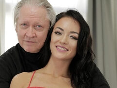 18 años, Culo grande, Verga grande, Tetas grandes, Mamada, Estilo perrito, Flaco, Adolescente