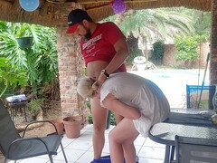 素人, 浮気者, カップル, 中出し, 浮気する, 自家製, 公共, スカートのぞき