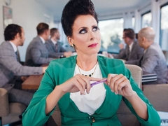 Большая жопа, Большие сиськи, Пальцем, Лизание, Мастурбация, Зрелые, В офисе, Киски