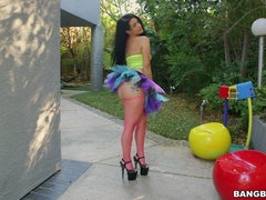 Cul, Gros cul, Sucer une bite, Brunette brune, Tir de sperme, Queue, Hd, Avaler