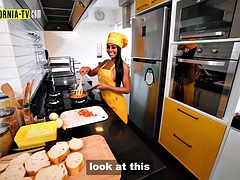 Tussi, Grosse titten, Brasilien, Braunhaarige, Geschnappt, Lesbisch, Nackt, Jungendliche (18+)