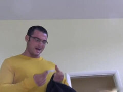 Amateur, Gay