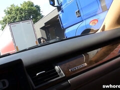 Amateur, Mamada, Morena, Coche, Garganta profunda, Hd, Dinero, Sexo fuerte