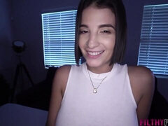 Grosser arsch, Grosse titten, Blasen, Braunhaarige, Latina, Massage, Pov, Rasiert