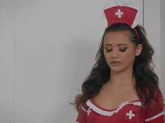 Stellung 69, Schlafzimmer, Grosse titten, Braunhaarige, Erotisch, Lecken, Krankenschwester, Rasiert