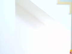 Tussi, Würgen, Interrassisch, Latina, Natürlichen titten, Piercing, Hintern versohlen, Titten