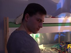 Минет, Брюнетки, Семяизвержение, Хд, Милф, Наездница, Короткая стрижка, Сиськи