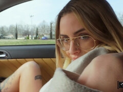 Rubia, Coche, Gafas, Sexo soft, Español