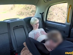 Amateur, Anal, Beso negro, Coche, Pajear, Tetas naturales, Coño, Estudiante