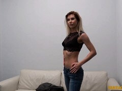 Verga grande, Corridas faciales, Oficina, Orgasmo, Pequeña, Realidad, Ruso, Tetas