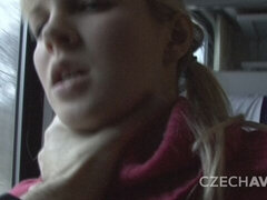 Bezaubernd, Leie, Grosse titten, Blondine, Blasen, Bekleidet, Masturbation, Pov