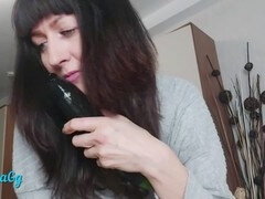 Schwarz, Vollbusig, Kondom, Faustfick, Milf, Muschi