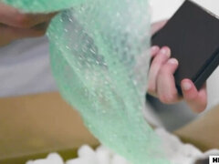 Американки, Жопа, Минет, Брюнетки, Измена, Член, Натуральные сиськи, Сиськи