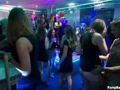 Grosser schwanz, Blondine, Cfnm, Schwanz, Frau, Hardcore, Leder, Party