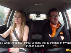 Blasen, Auto, Spermaladung, Hundestellung, Aufs gesicht abspritzen, Handjob, Im freien, Pov