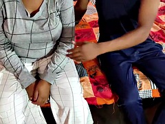 Diwali Ki Safayi Karne Aayi Ladki Ko Morning Me Chodkar Khush Kiya Hindi Voice HD Porn