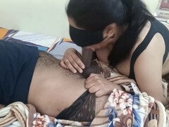 18 jahre, Grosser arsch, Grosser schwanz, Blasen, Spermaladung, Schmuddelige sprache, Indisch, Lingerie