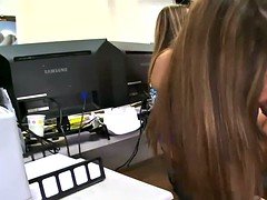 Любители, Минет, Одетые девушки голые парни, Группа, Вечеринка, Сосущие