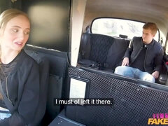 Cabbie in fishnets Lady Bug fucks in the car