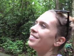 Braunhaarige, Aufs gesicht abspritzen, Fingern, Freundin, Pov, Öffentlich, Muschi, Titten