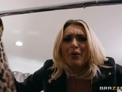 Cul, Blonde, Sucer une bite, Pieds, Seins naturels, Pov, Chatte, Tatouage