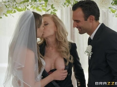 フェラチオ, 結婚, 衣服着たままセックス, 女 人男 人, 三人