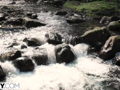In den arsch, Aus dem arsch in den mund, Blasen, Braunhaarige, Schwanz, Aufs gesicht abspritzen, Öffentlich, Reiten