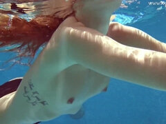 Strand, Badpak, Vrouw, Fetisj, Hd, Biljart, Alleen, Onderwater