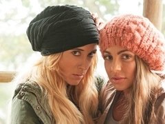 Erstaunlich, Grosse titten, Fingern, Lesbisch, Lecken, Masturbation, Muschi, Entkleiden