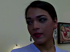 Hardcore, Hausmädchen, Transfrau, Ablutschen