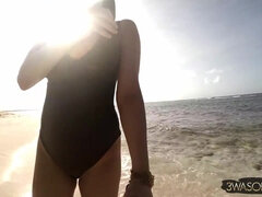 Playa, Tetas grandes, Tetona, Mamá, Desnudo, Tetas naturales, Al aire libre, Tetas