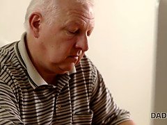Blasen, Besamung, Spermaladung, Papi, Fingern, Lecken, Sohn, Jungendliche (18+)