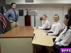 18 jahre, Grosser schwanz, Flotter vierer, Gruppe, Hardcore, Hd, Natürlichen titten, Student