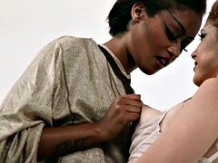 異人種間, レズビアン, 教師