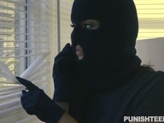 Grosse bite, Sucer une bite, Brunette brune, Hard, Hd, Punition, Rugueux, Adolescente