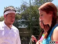 Grosser schwanz, Lesbisch, Monster, Orgie, Party, Zierlich, Pov, Schreiend