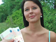 Amateur, Nana, Sucer une bite, Brunette brune