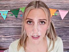 Blondine, Blasen, Schmuddelige sprache, Aufs gesicht abspritzen, Hd, Pov, Jungendliche (18+)