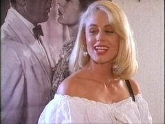 お尻, デカ尻, デカパイ, ブロンド, Hd, 淫乱熟女, レトロ, ヴィンテージ