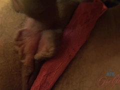 Salle de bains, Éjaculation interne, Branlette thaïlandaise, Petite amie, Masturbation, Culottes ou slips, Pov, Vibromasseur