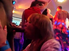 Schwarz, Blasen, Verein, Verrückt, Gruppe, Handjob, Interrassisch, Natürlichen titten