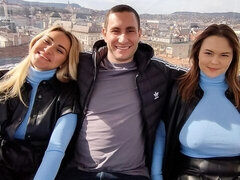 Grote kont, Grote lul, Grote mammen, Pijpbeurt, Mollig, Hondjeshouding, 1 man 2 vrouwen, Moeder die ik wil neuken