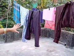 18 jaar, Enthousiasteling, Badkamer, Grote lul, Huisgemaakt, Indonesisch, Tiener, Vrouw