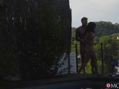 Big booty Latina poolside fling