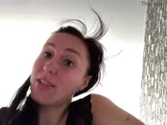 Enthousiasteling, Anaal, Dubbele penetratie, Hd, Huisgemaakt, Geschoren, Stiefmoeder, Webcamera